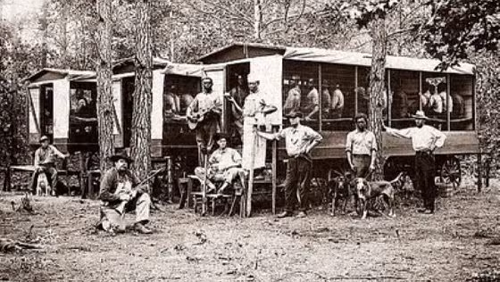 A typical convict camp in 1910 in Florida, with guards, convicts, housing and supplies.