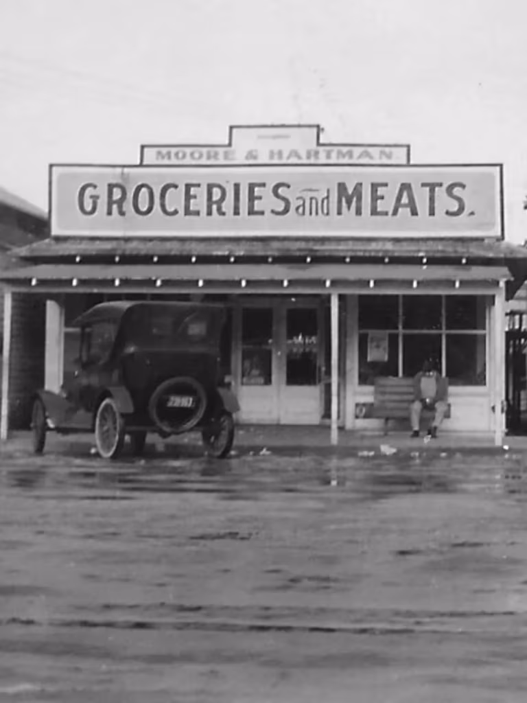 Moore-Hartman Groceries, 1929-1930